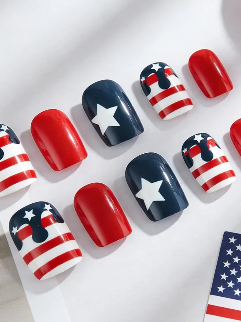 24Pcs Short Fourth of July Press On Nails - Almond